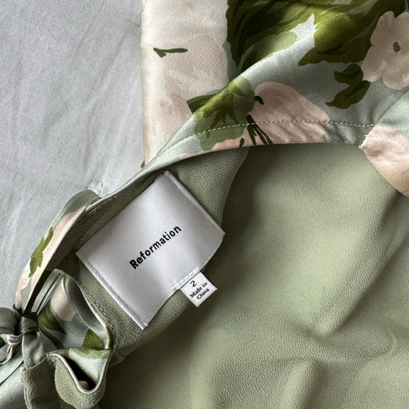 Reformation NWT 2 Anaiis Silk Maxi Dress Open Back Tarragon Green Floral - Picture 11 of 12